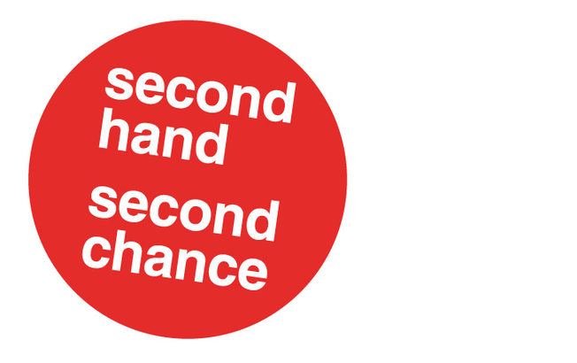 carla second hand/second chance Logo. Es ist rot und weiß gestaltet. 
